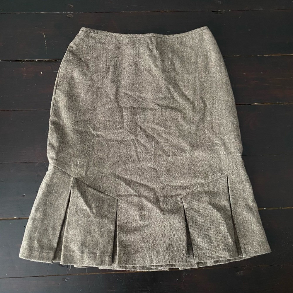 Vintage Brown Grey midi pleated business casual 90s skirt #office